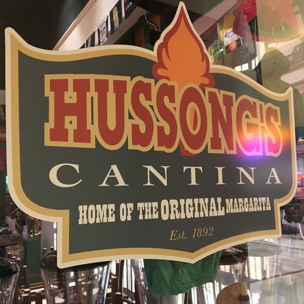 Foto diambil di Hussong&#39;s Cantina Las Vegas oleh Brian R. pada 9/15/2017