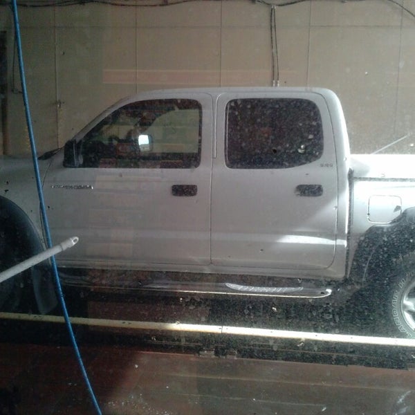 Romeo's Car Wash Automotive Repair Shop in Yuma