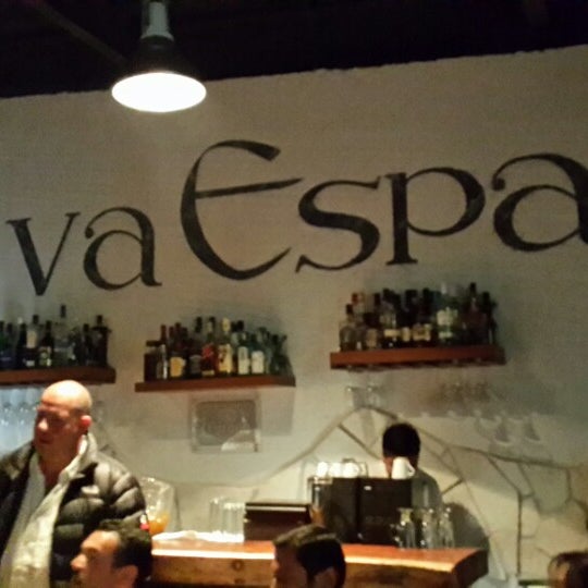3/2/2014 tarihinde Alfonso C.ziyaretçi tarafından Viva España Cocina Española'de çekilen fotoğraf