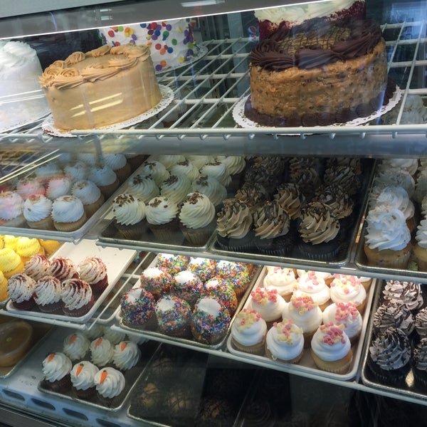 Photo taken at Cinotti&#39;s Bakery by TheMissNguyen on 3/12/2015