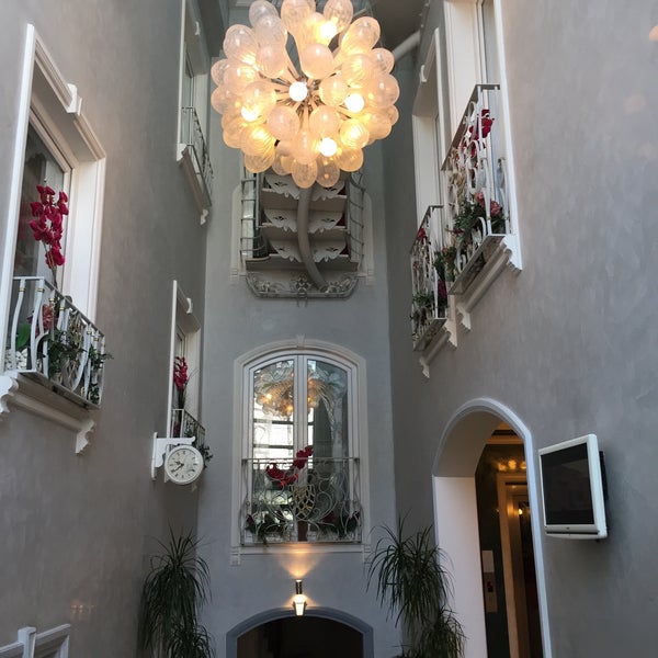 2/24/2015 tarihinde Gerry C.ziyaretçi tarafından Hotel Amira Istanbul'de çekilen fotoğraf
