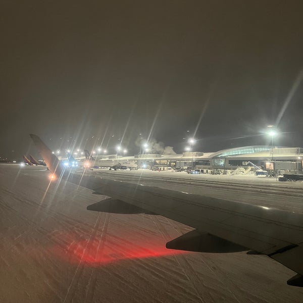 1/19/2024 tarihinde Ross P.ziyaretçi tarafından Buffalo Niagara International Airport (BUF)'de çekilen fotoğraf