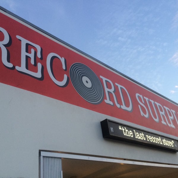 7/31/2014にRichard T.がRecord Surplusで撮った写真