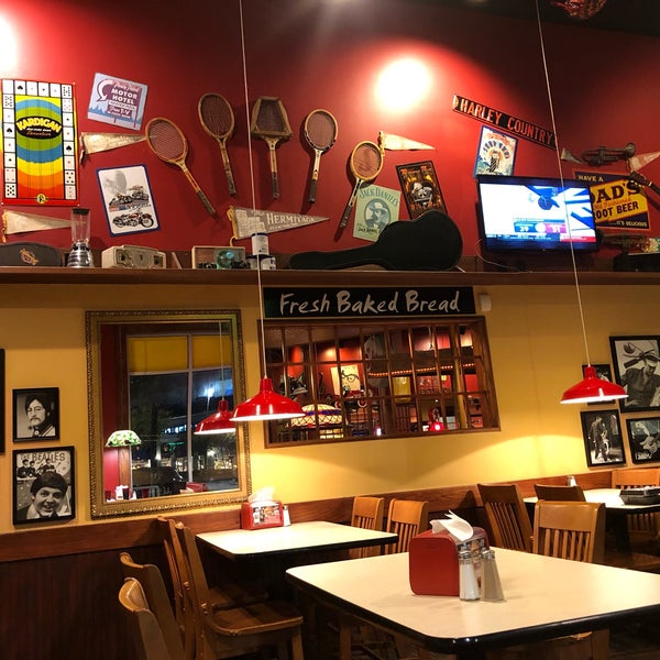 Photo taken at Fuddruckers by Humberto A. on 3/18/2019