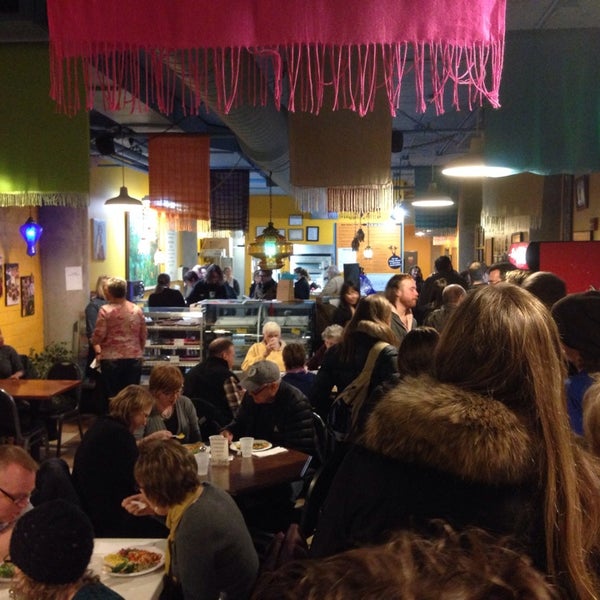 Photo taken at Sanaa’s 8th Street Gourmet by Nathan S. on 2/2/2014