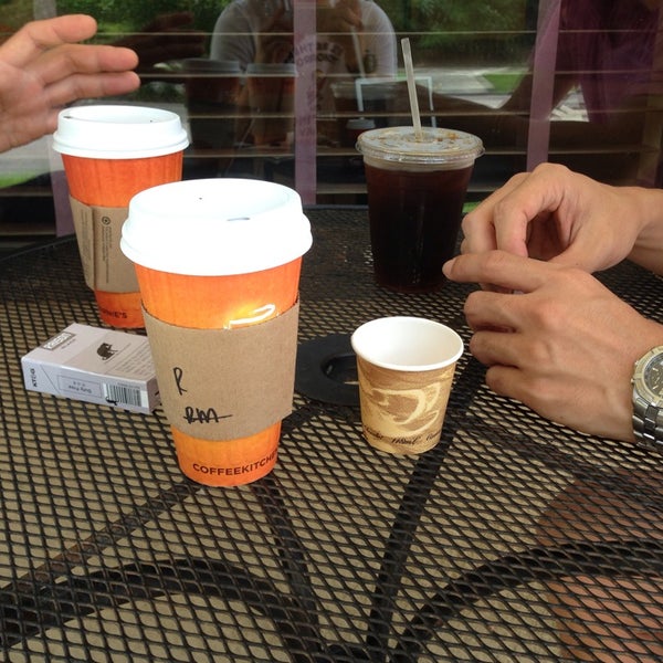 7/13/2013にChris K.がBarnie&#39;s Coffee &amp; Tea Co.で撮った写真