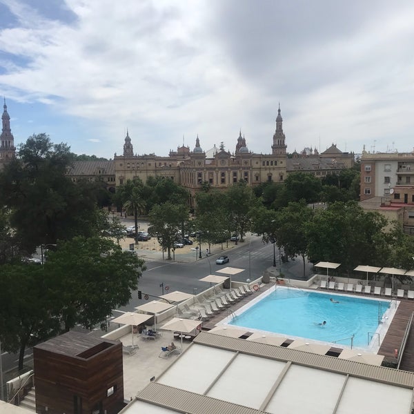Foto tirada no(a) Hotel Meliá Sevilla por Jose P. em 5/17/2019