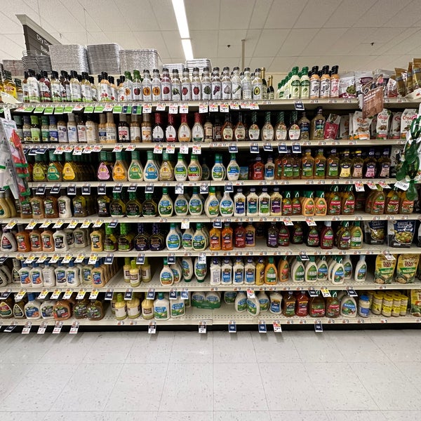 GIANT Food Stores Square, PA