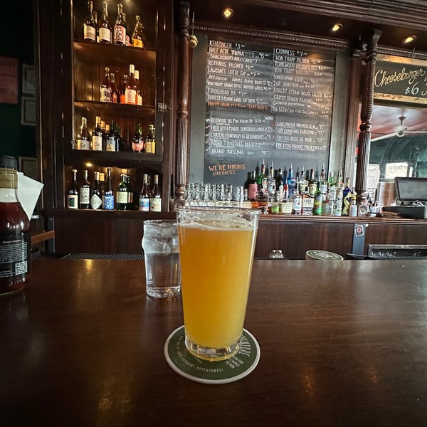 Fountain Porter Bar in Bella Vista Southwark