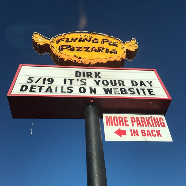 Photos at Flying Pie Pizzaria 24 tips from 798 visitors