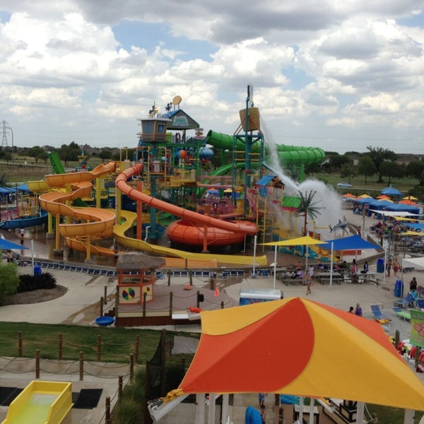 Hawaiian Falls Waterpark Roanoke Water Park