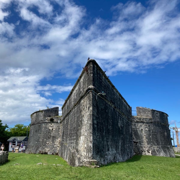 Photos at Fort Fincastle Historic and Protected Site