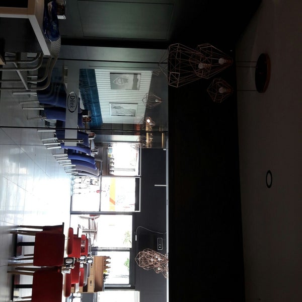 Foto diambil di Dilek Pasta Cafe &amp; Restaurant Halkalı Kanuni oleh My K. pada 5/20/2018