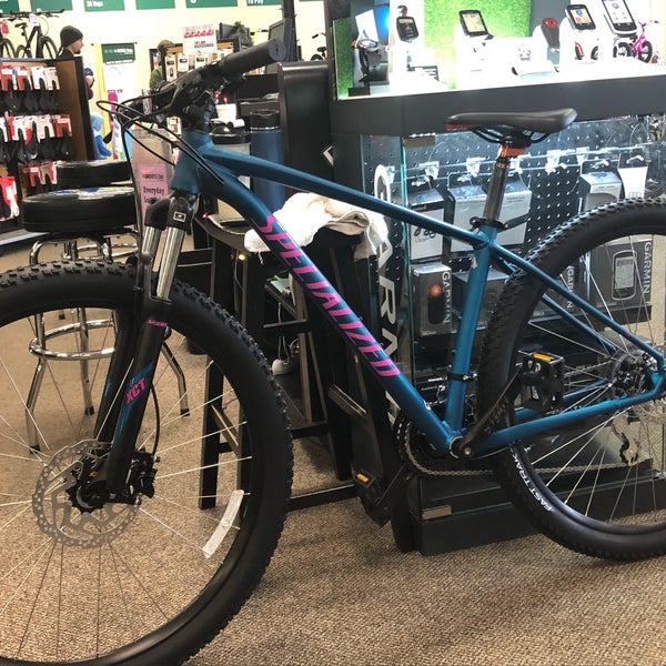 The Bicycle Chain Apex Cary 5 tips from 100 visitors