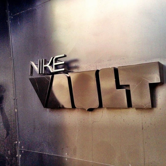 Photo taken at Nike Vault by onezerohero on 10/9/2012