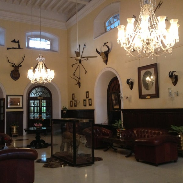 Bangalore Club  14 tips