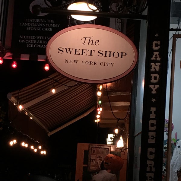 Das Foto wurde bei The Sweet Shop NYC von Stu M. am 10/30/2016 aufgenommen
