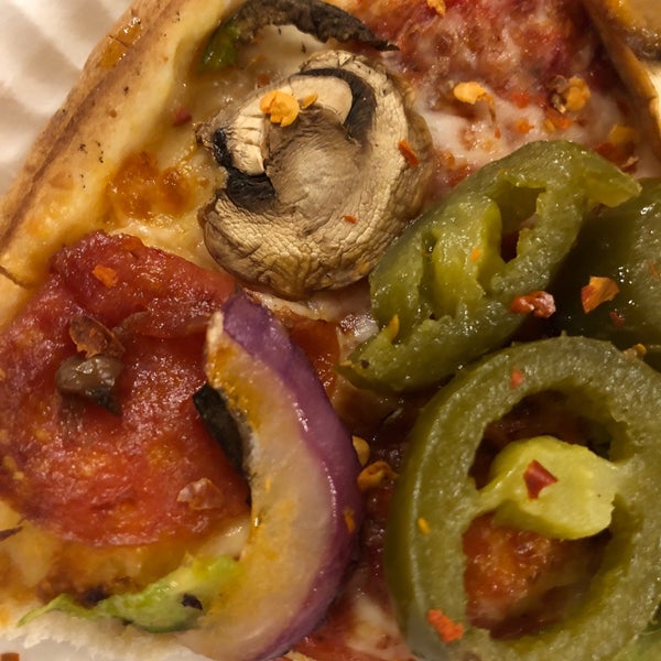 1/3/2018 tarihinde Kourtney P.ziyaretçi tarafından We Cook Pizza and Pasta'de çekilen fotoğraf