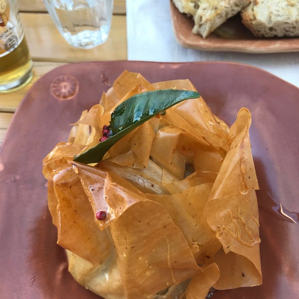 Foto scattata a Gramvousa Restaurant da Julia S. il 9/3/2018