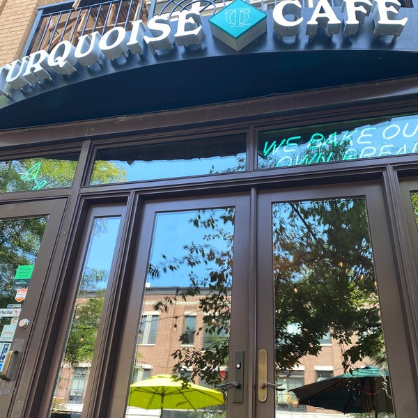 8/28/2021 tarihinde Adam H.ziyaretçi tarafından Turquoise Restaurant &amp; Cafe'de çekilen fotoğraf
