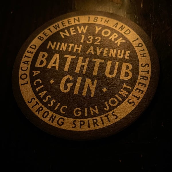 11/8/2021 tarihinde Kevboziyaretçi tarafından Bathtub Gin'de çekilen fotoğraf
