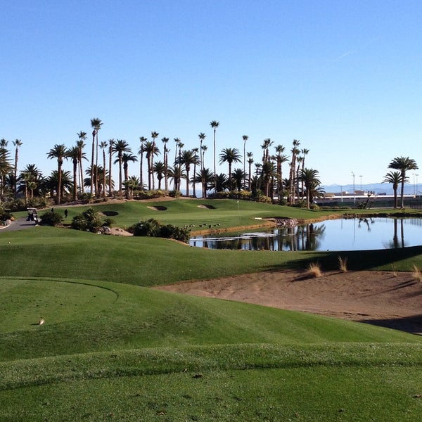 Das Foto wurde bei Rhodes Ranch Golf Club von Robert G. am 12/14/2014 aufgenommen