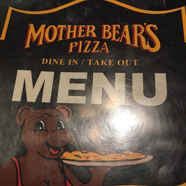Снимок сделан в Mother Bear&#39;s Pizza West пользователем Heather L. 3/15/2019