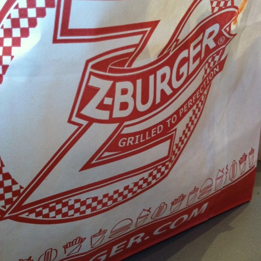 9/16/2012にM K.がZ-Burgerで撮った写真