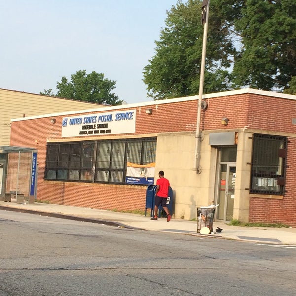 US Post Office 1 tip from 75 visitors