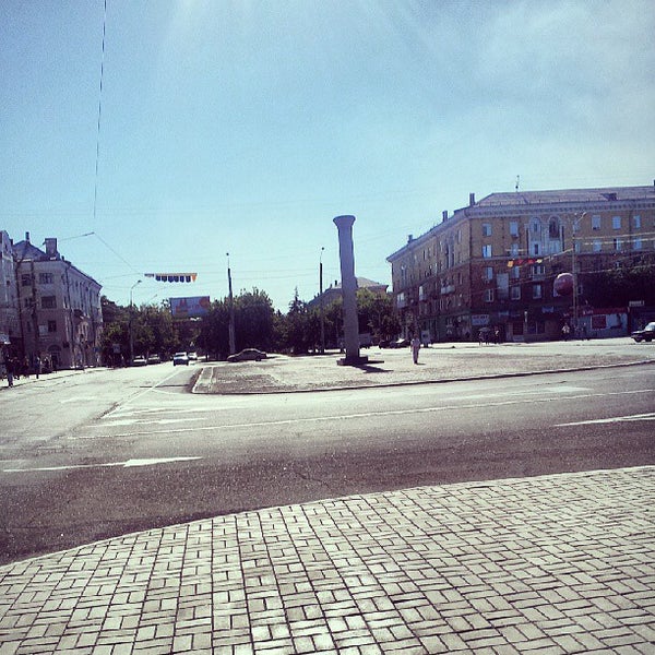 Площадь победы мариуполь