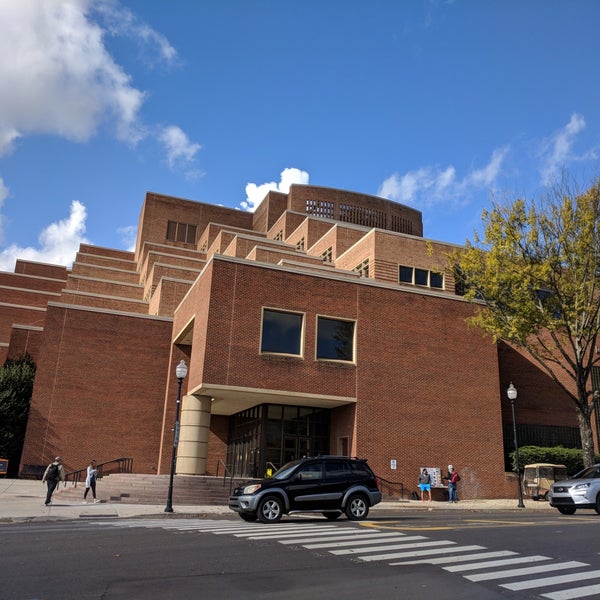 John C. Hodges Library College Library in University of Tennessee