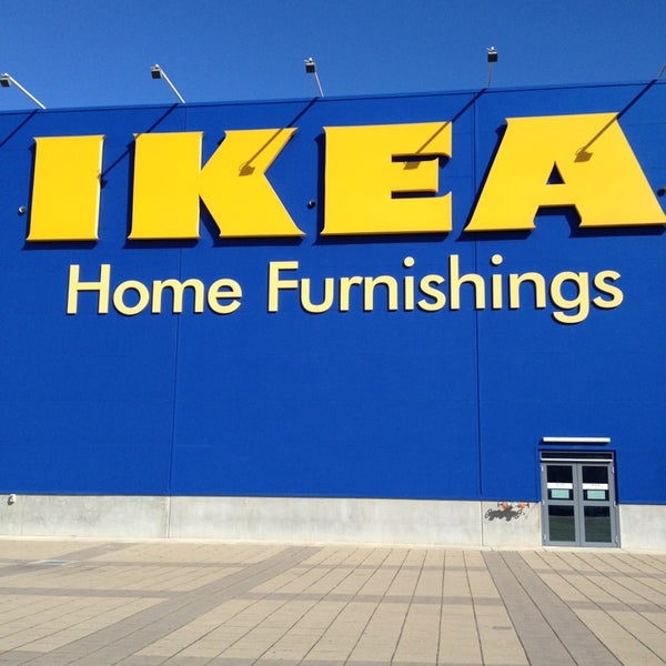 Foto tirada no(a) IKEA por Miss L. em 9/14/2013
