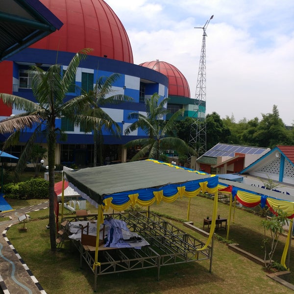 Museum Listrik dan Energi Baru - Science Museum in Jakarta Timur