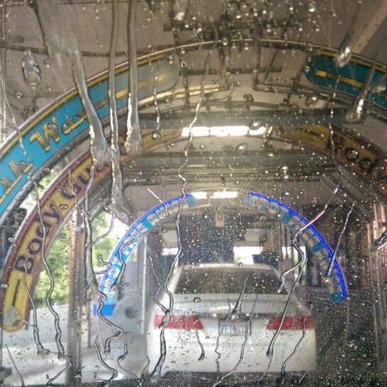 Photo taken at Classic Car Wash by Faustino R. on 9/20/2014