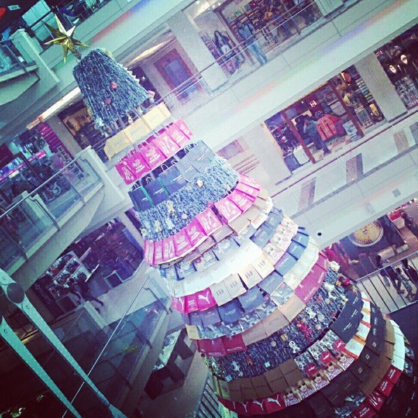 12/22/2012에 Anish K.님이 Korum Mall에서 찍은 사진