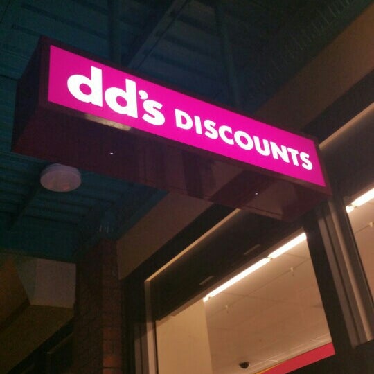 dd's Discounts Department Store in Pico Rivera