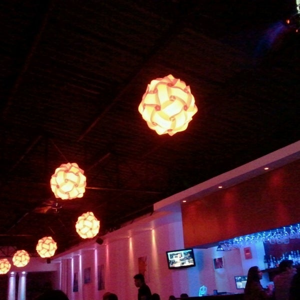3/21/2013에 Rogelio M.님이 Arena Restaurante &amp; Bar에서 찍은 사진