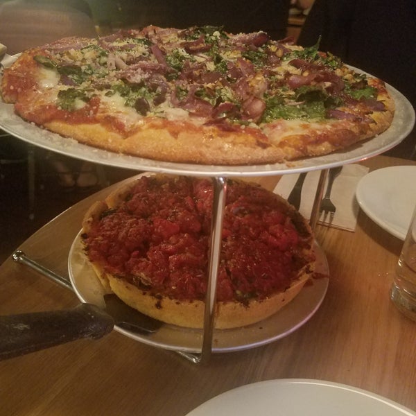 9/3/2019 tarihinde Jennifer R.ziyaretçi tarafından Little Star Pizza'de çekilen fotoğraf