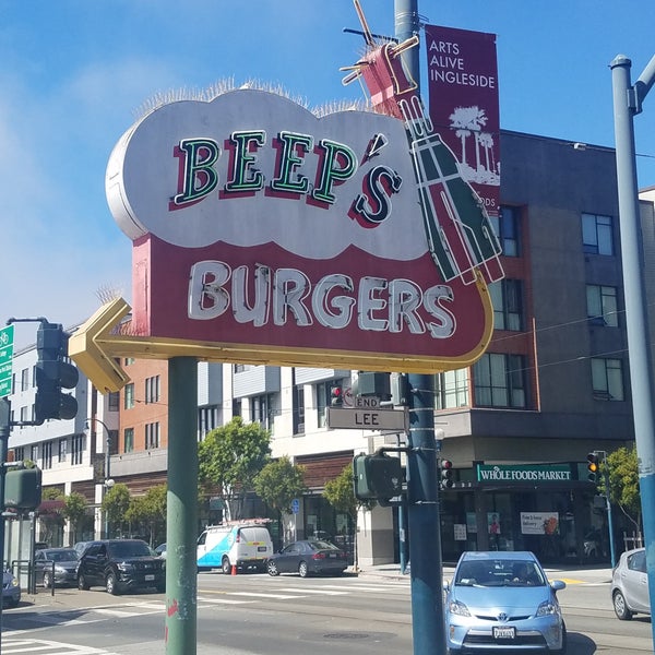 Photo taken at Beep&#39;s Burgers by Jennifer R. on 9/14/2019