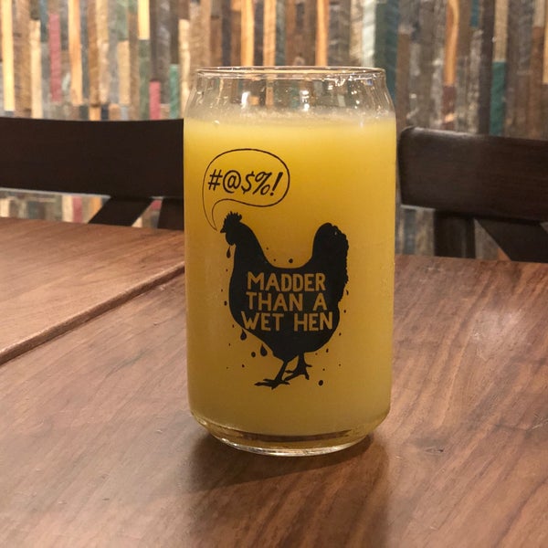 Mimosas by the pint 🍻 are on point - so yum! They serve them a few different ways; take your time & try them all… then take your favorite ride share home or stumble around & enjoy the local shopping!