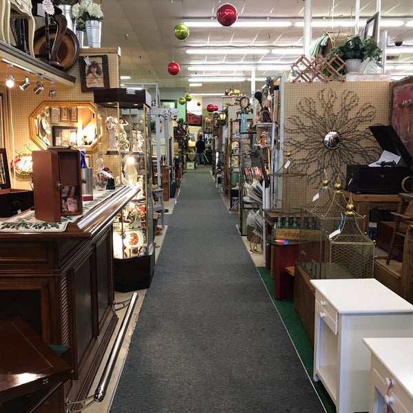 Five Forks Antique Mall 3 tips from 108 visitors