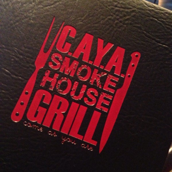 รูปภาพถ่ายที่ C.A.Y.A. Smokehouse Grill โดย Joe V. เมื่อ 8/15/2013