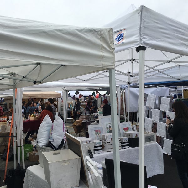 Foto scattata a South End Open Market @ Ink Block da Keith M. il 5/1/2016