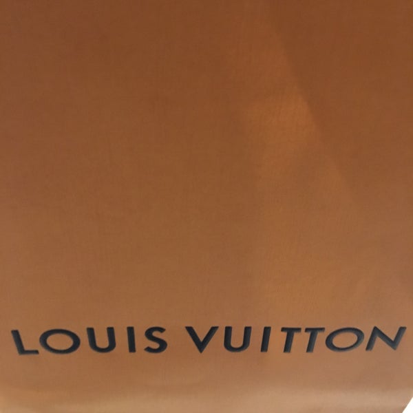 Louis Vuitton - Prudential - St. Botolph - 3 tips