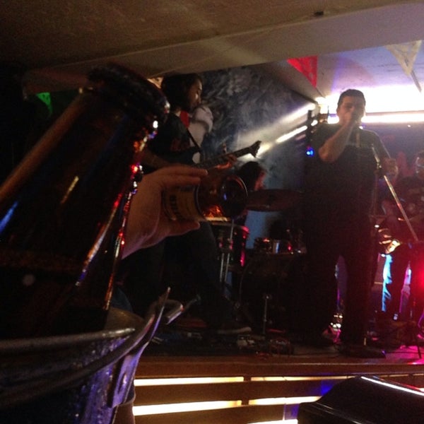 9/21/2014에 Cira님이 Chopos Miches &amp; Bar에서 찍은 사진