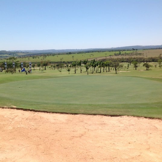Foto tirada no(a) Broa Golf Resort por Riccardo B. em 9/29/2012