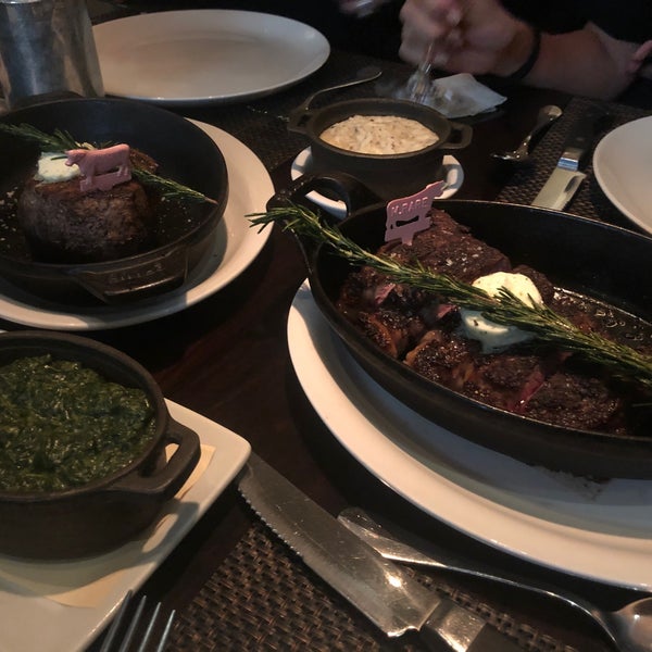 Foto tomada en BLT Steak  por Rei H. el 10/25/2019