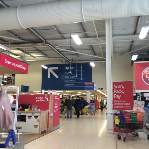Tesco Extra Supermarket in Burnley