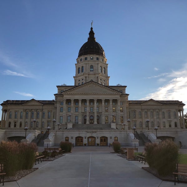 รูปภาพถ่ายที่ Kansas State Capitol โดย Ken S. เมื่อ 10/26/2018