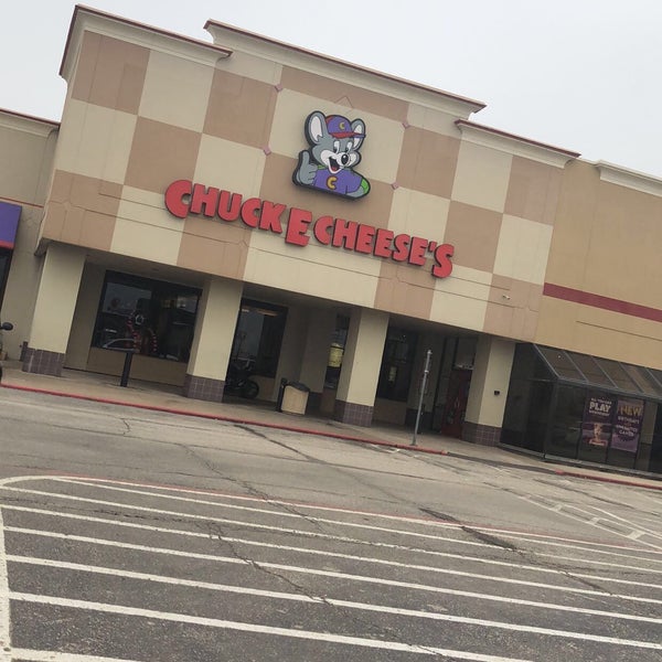 Chuck E Cheese Event Space
